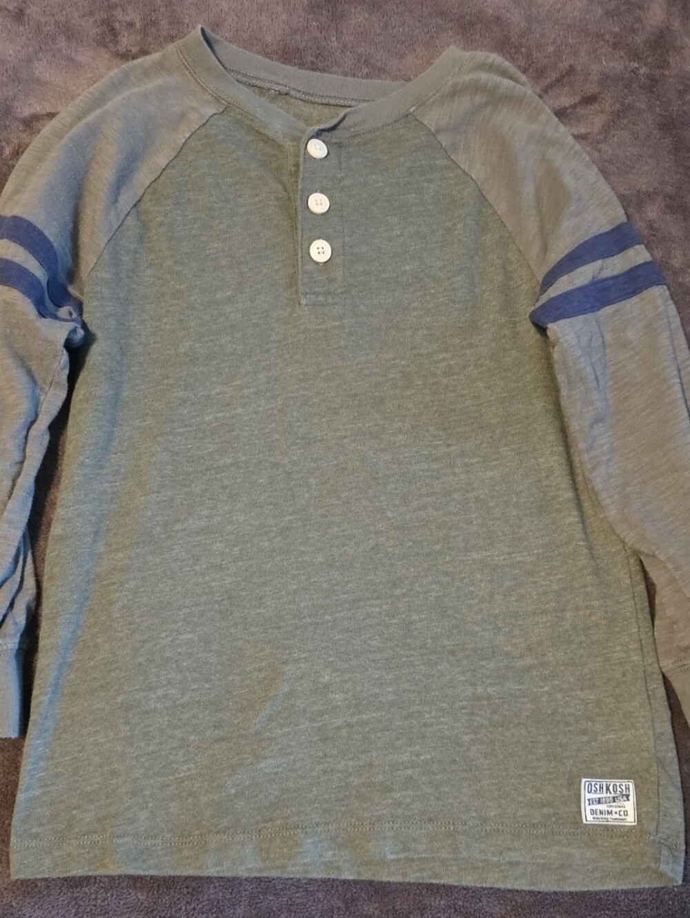 OshKosh B'gosh Boys Long Sleeve Raglan Henley Shirt Green Blue Size 7X EUC